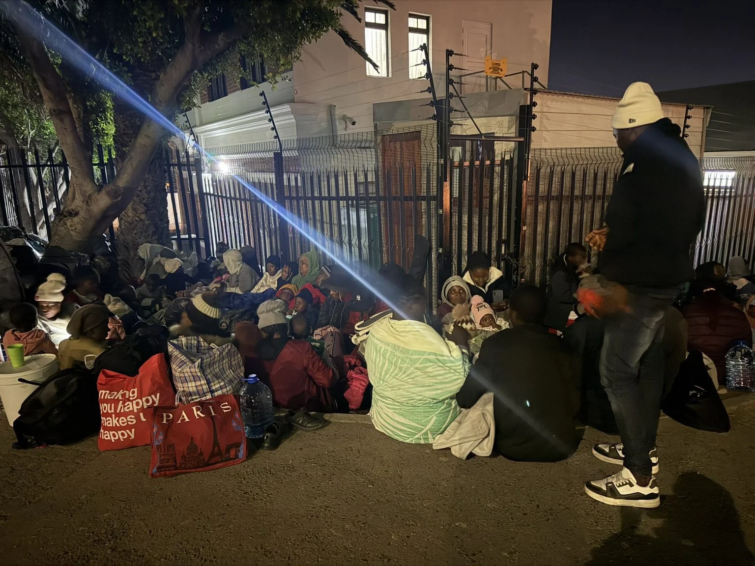 Zimbabwean Families Sleep Outside Cape Town Consulate as They Seek Help to Return Home