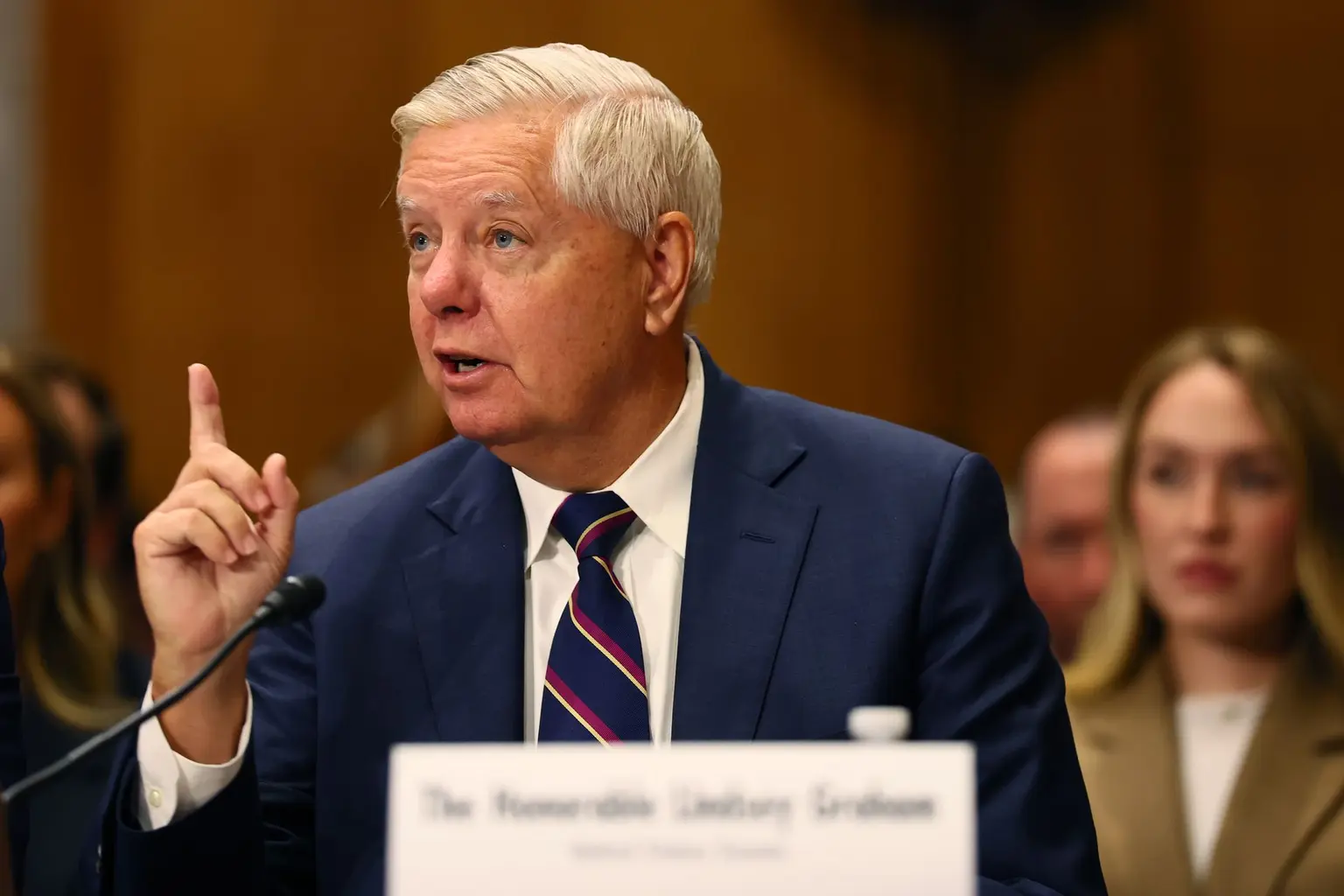 US warmonger dies a day after returning from Kyiv