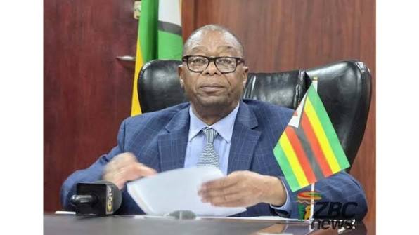 Government Urges Zimbabweans Returning From South Africa To Get Medical Check-Ups