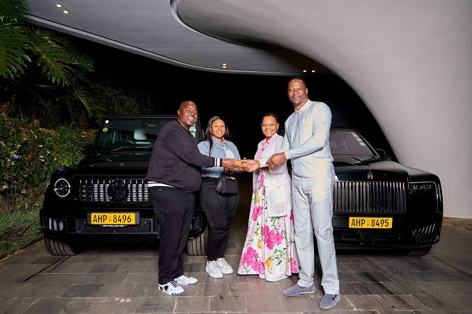 Wicknell Chivayo Delivers Brand-New Luxury Cars To Prophet Makandiwa After Lavish Dinner At His Mansion